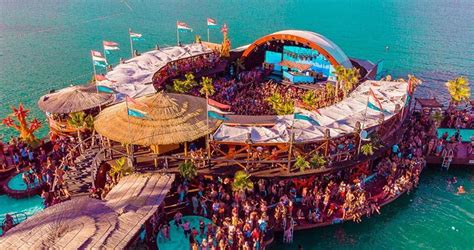 noa beach club zrce.